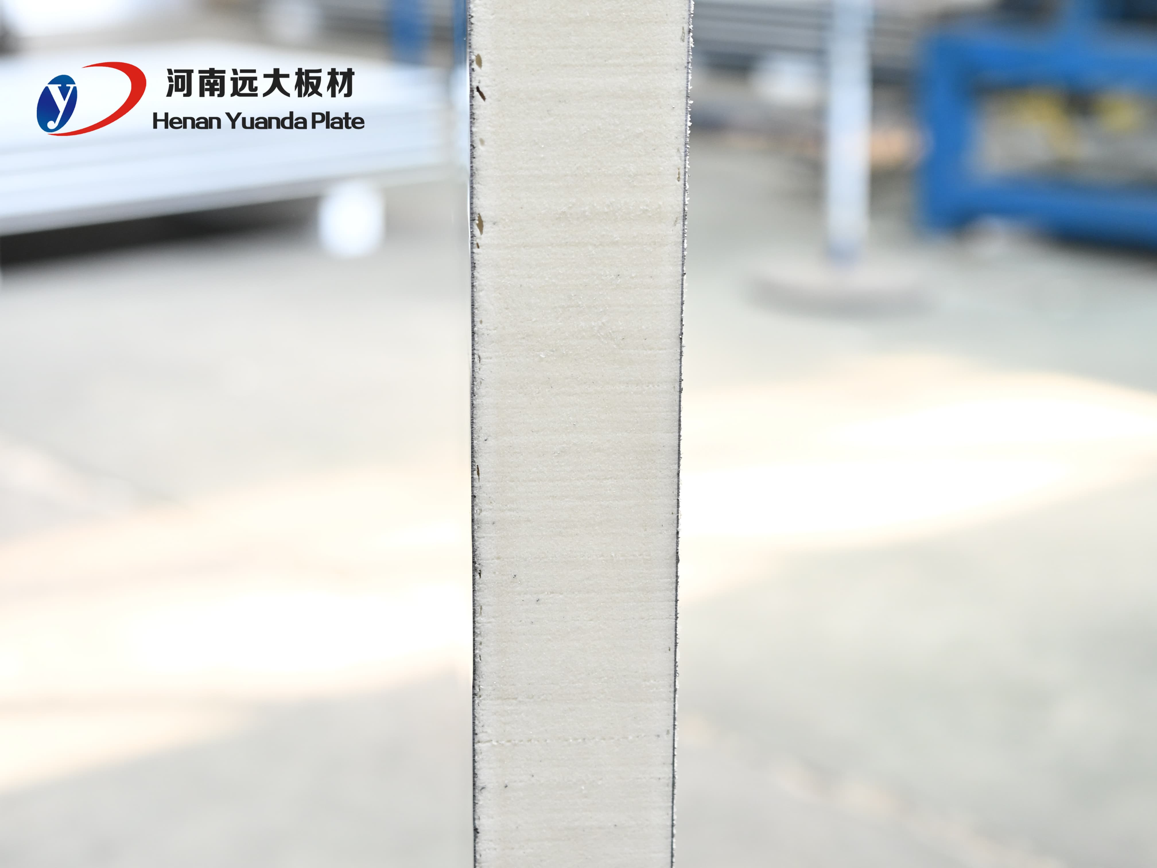 聚氨酯冷庫(kù)板：現(xiàn)代冷鏈物流的“節(jié)能基石”(圖2)